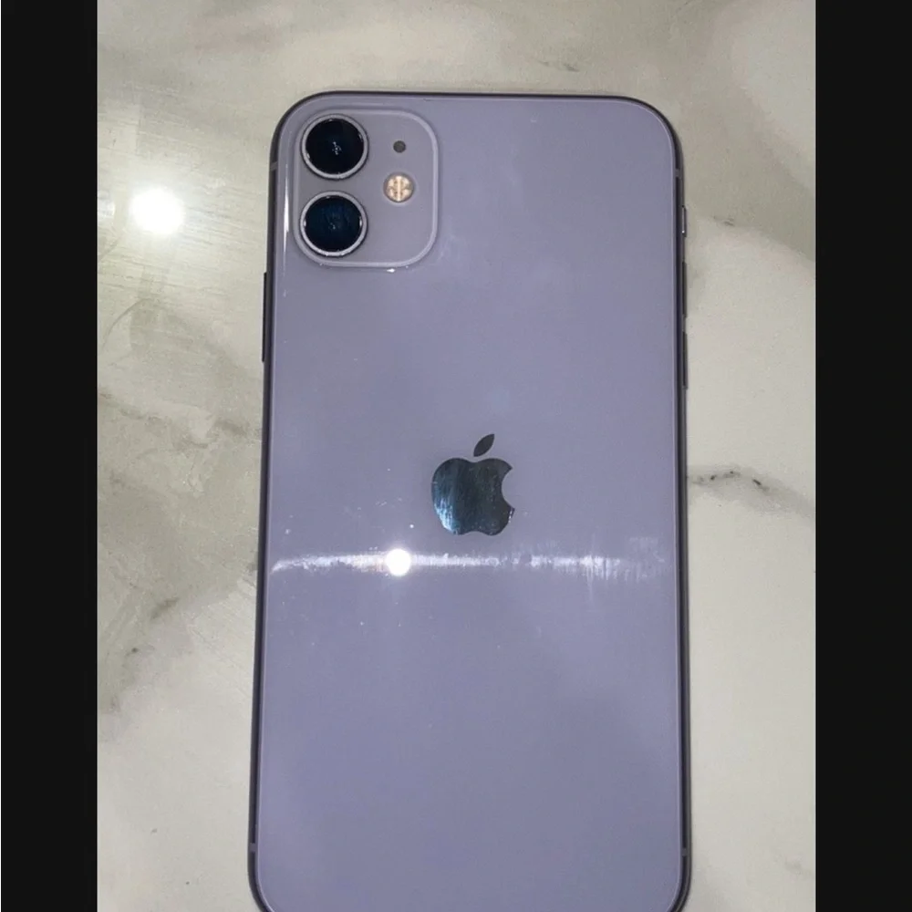 iPhone 11 purple 64 gb